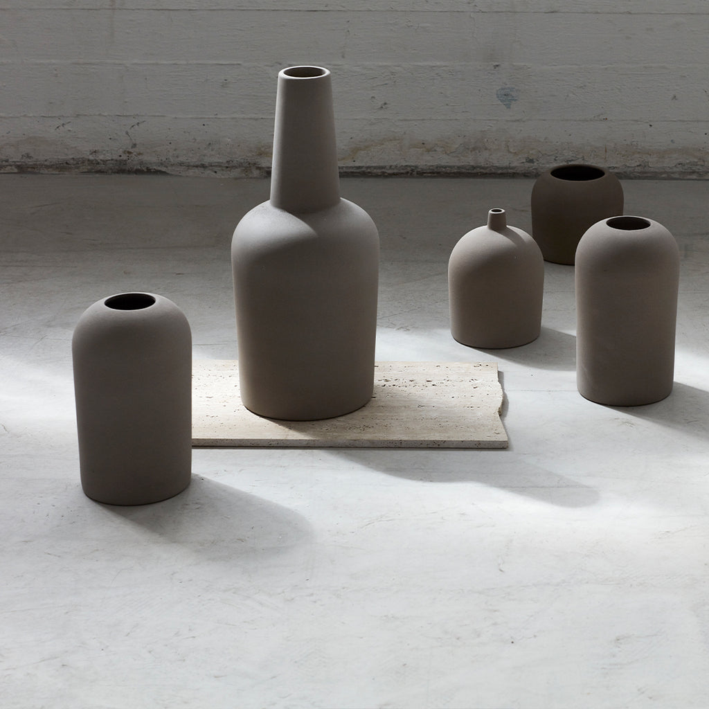 køb terrakotta vaser dome vase fra dansk design mærke Kristina Dam studio